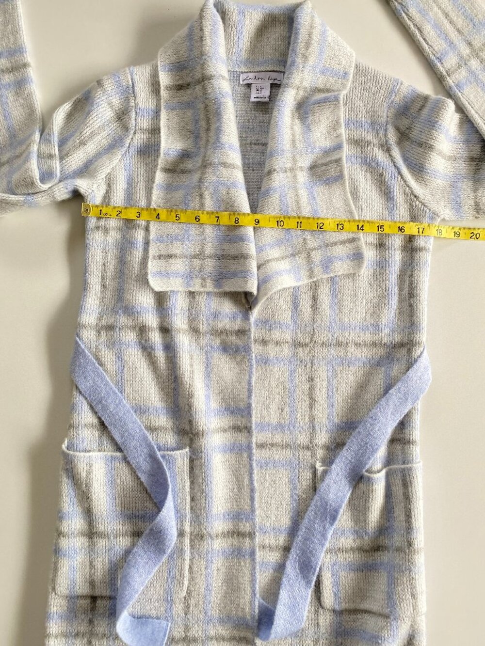 London Kaye Long Plaid Belted Cozy Cardigan Blue Grey XS - Picture 5 of 9